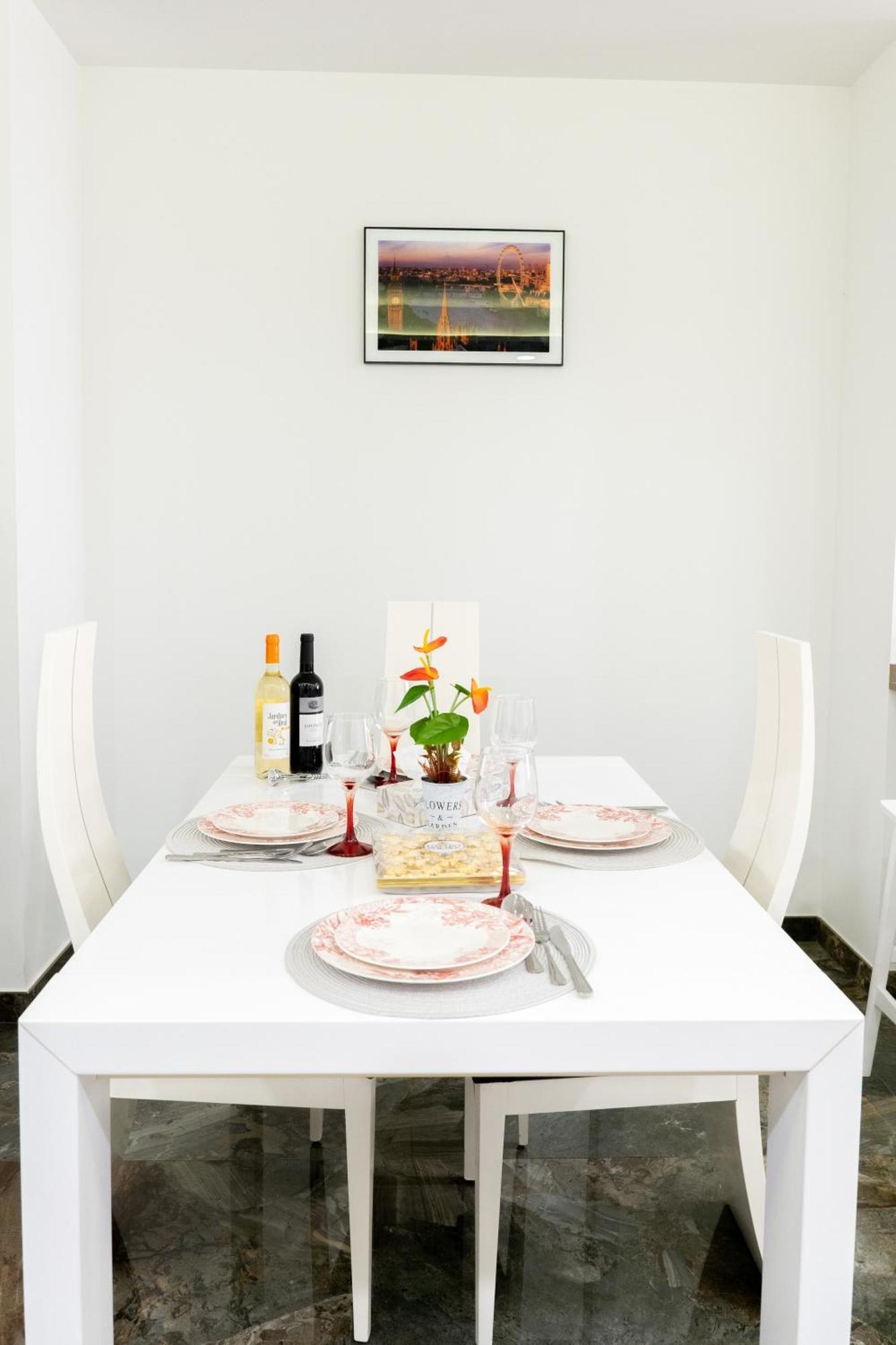Apartamento Turistico Lux Center Валенсия Екстериор снимка