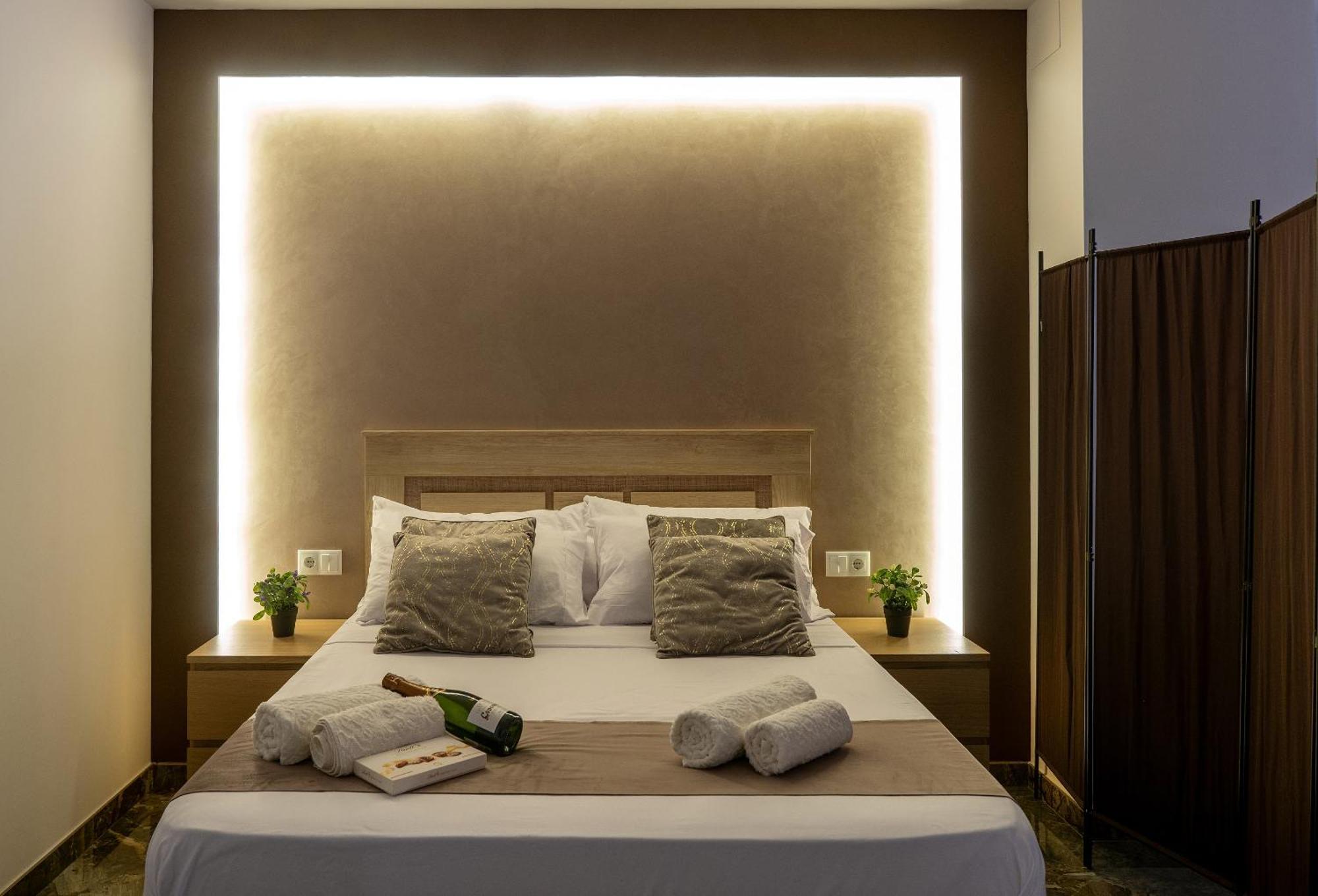 Apartamento Turistico Lux Center Валенсия Екстериор снимка